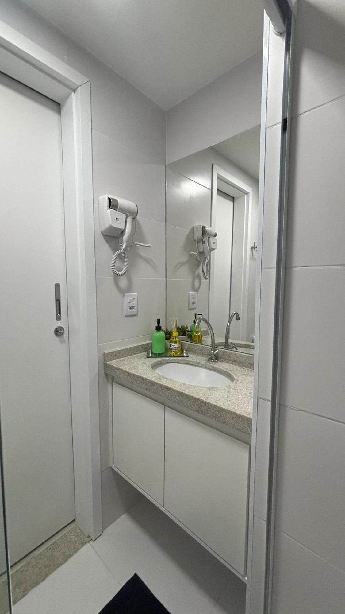 Confortavel Ao Lado Do Park Sul E Unimed Apartment